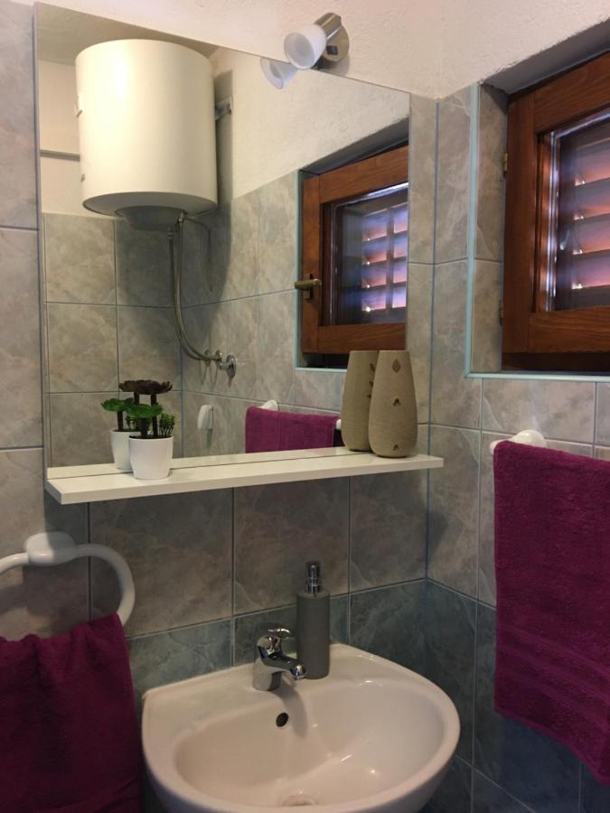 Apartmani Mara Rogoznica Rogoznica  Extérieur photo