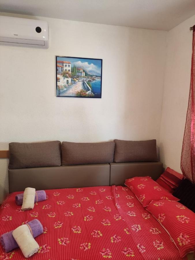 Apartmani Mara Rogoznica Rogoznica  Extérieur photo